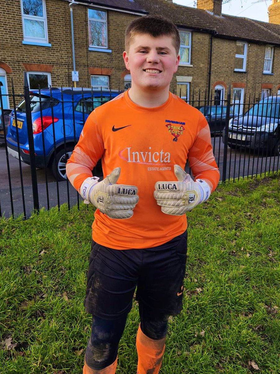Thomas Parrish (@tparrishgk) on Twitter photo A hard fought extra time 2 - 1 win in the <a href="/KentFA/">Kent FA ⚽</a> Merit U18 Youth cup 4th round yesterday for <a href="/StrikeForce_FC/">Faversham Strike Force FC ⚡️</a> against Minster. Onto the quarter finals.
New personalised <a href="/lucagoalkeeping/">LUCA GOALKEEPING</a> gloves
#FeelTheForce A hard fought extra time 2 - 1 win in the <a href="/KentFA/">Kent FA ⚽</a> Merit U18 Youth cup 4th round yesterday for <a href="/StrikeForce_FC/">Faversham Strike Force FC ⚡️</a> against Minster. Onto the quarter finals.
New personalised <a href="/lucagoalkeeping/">LUCA GOALKEEPING</a> gloves
#FeelTheForce