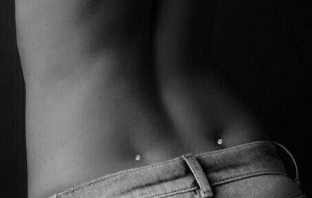 maleunlmn's tweet photo. 17. Piercing nas costas. https://t.co/LVUdhpGqR3