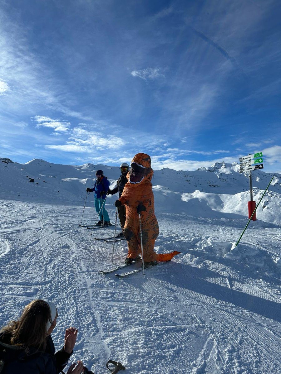 AreaWorkplaces's tweet photo. Farewell to Propski24! ๐ฟโจ
What an incredible week it has been, connecting with industry colleagues on the French slopes! โท๏ธ
@propski
#propski #networking #areaworkplaces https://t.co/ZlZrGlvUyA
