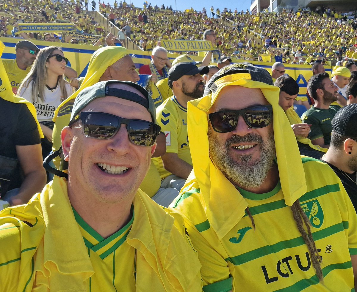rob davies (@roboooc) on Twitter photo Went to see Las Palmas v Real Madrid on Saturday. Fantastic atmosphere and wall of yellow. Fans mixing but intense rivalry. Great example for us at #ncfc <a href="/NorwichCityFC/">Norwich City FC</a> from our associated club. Contrast to scenes at Hawthorns. Went to see Las Palmas v Real Madrid on Saturday. Fantastic atmosphere and wall of yellow. Fans mixing but intense rivalry. Great example for us at #ncfc <a href="/NorwichCityFC/">Norwich City FC</a> from our associated club. Contrast to scenes at Hawthorns.