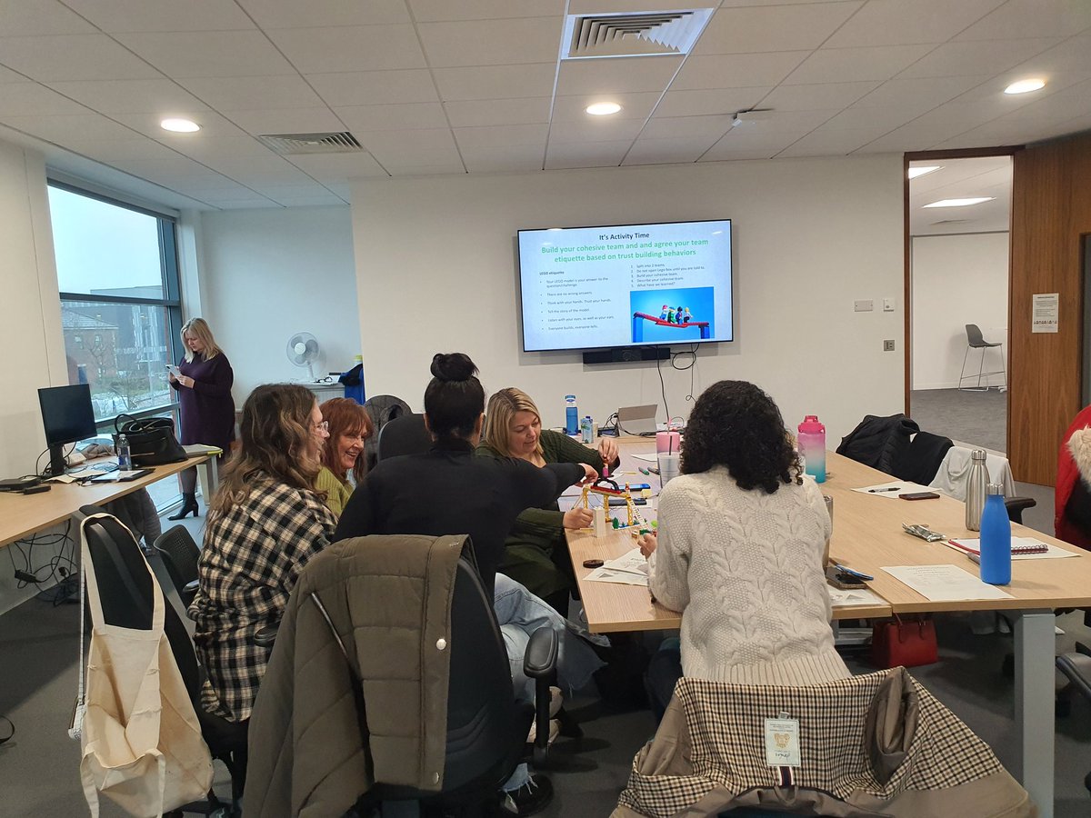 KennerleyMaggie's tweet photo. What a great day 1 of Vitality Leadership and Behaviours Programme. Working with maternity colleagues in @MidCheshireNHS
Enjoying building their lego cohesive teams #fun#healthierworkplacecultures @Enono2015 https://t.co/Zv6ESg5VEs