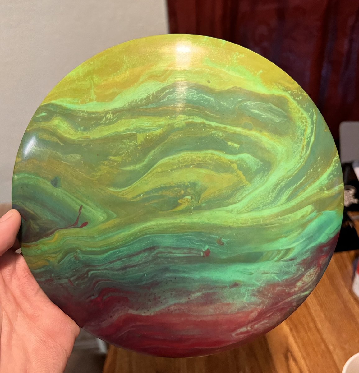 Learning to dye discs for #discgolf 

#art #dye #frisbee