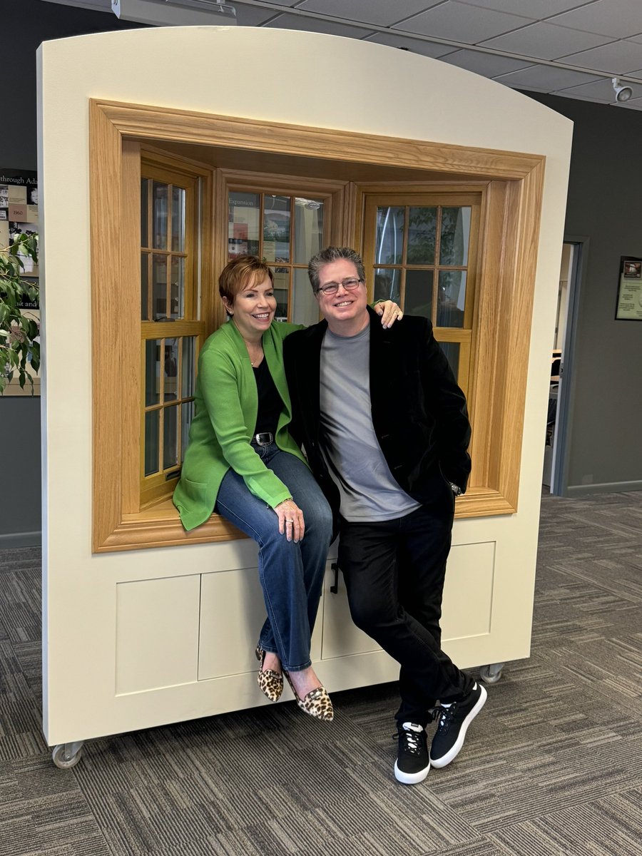 GnazzoPromotion's tweet photo. 🎉🎉🎉Please join us in wishing our great friends Nancy and Newman a very happy 20th anniversary today !!! ⭐️🎶🎤
@NancyandNewman 
@NancyRyan717 https://t.co/W3hAYfhwNQ