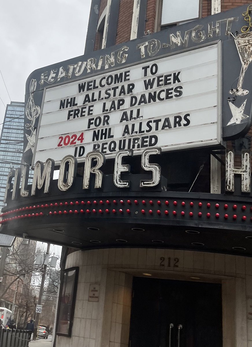 adam_la2karis's tweet photo. An interesting promotion from Fillmores in Toronto. https://t.co/yjf2xIuv0T
