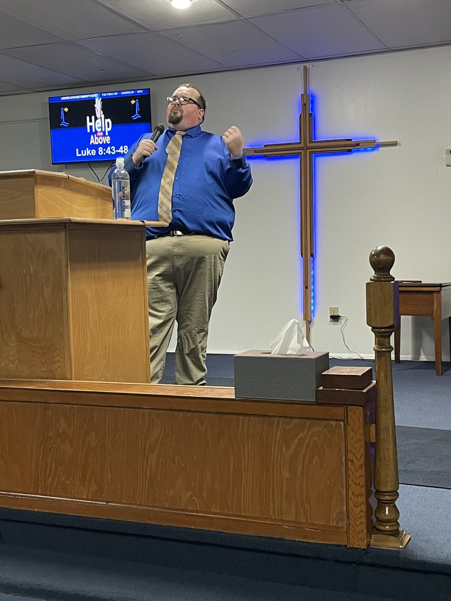 lakemorecgma's tweet photo. Sunday recap 
Pastor Matt finished up our Help From Above series. 

Luke 8:43-48
  
#sundayservice #music #worship #praiseandworship  #pastor  #preachingtheword #cgma #churchofgod #spiritfilledchurch #summitcounty #springfieldtownship #villageoflakemore #wecantwaittoseeyou https://t.co/dtva8taak1