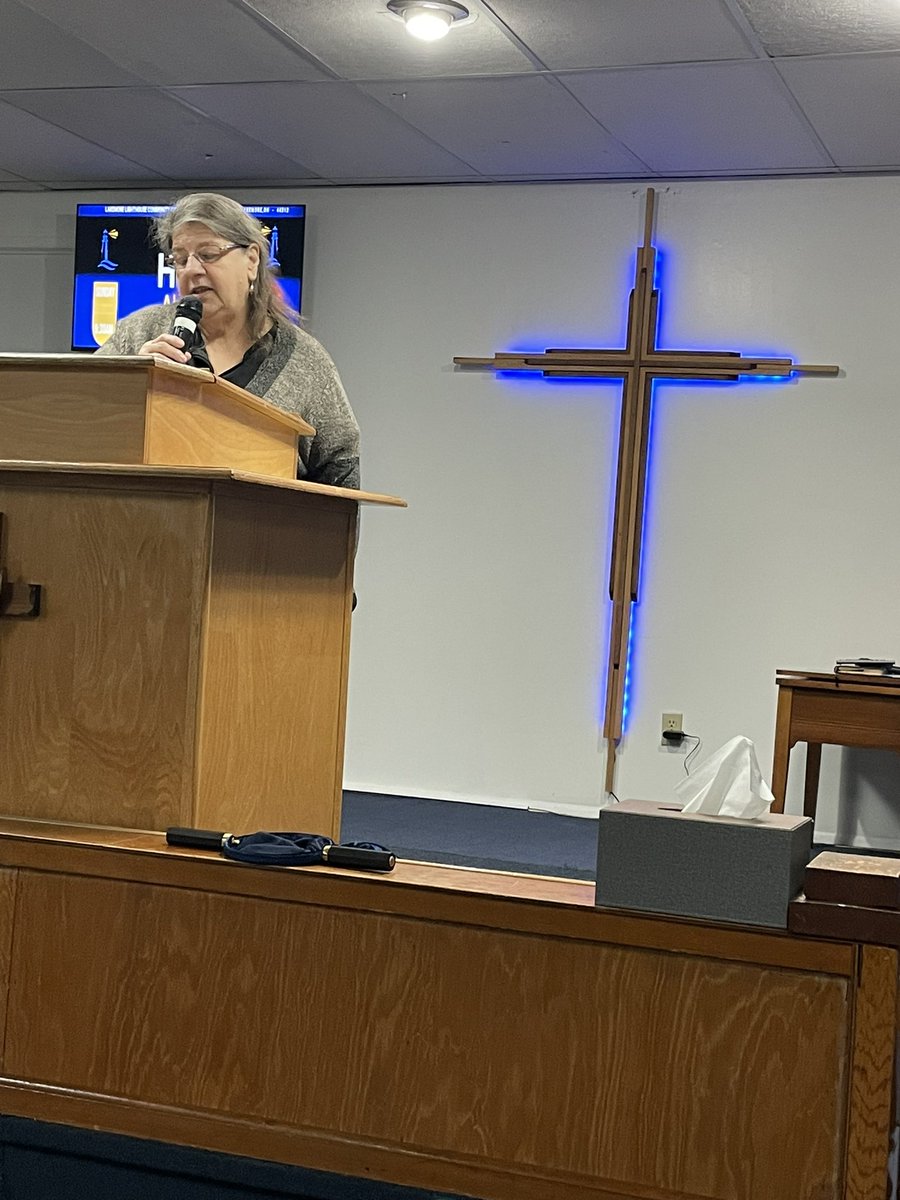 lakemorecgma's tweet photo. Sunday recap 
Pastor Matt finished up our Help From Above series. 

Luke 8:43-48
  
#sundayservice #music #worship #praiseandworship  #pastor  #preachingtheword #cgma #churchofgod #spiritfilledchurch #summitcounty #springfieldtownship #villageoflakemore #wecantwaittoseeyou https://t.co/dtva8taak1