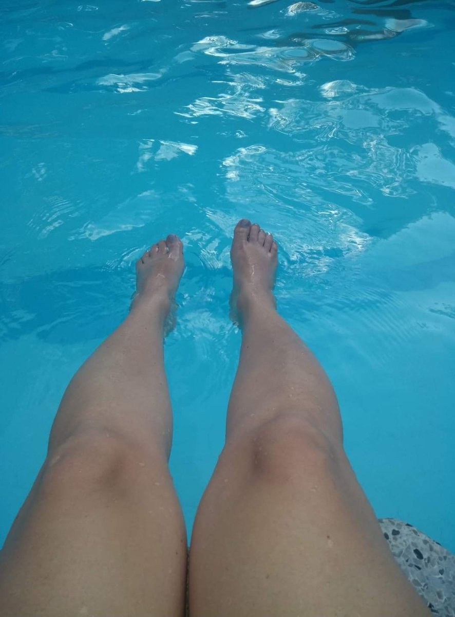 FeetPicsQJ's tweet photo. Good day🥰

#cutefeet #sellingcontent #feetpicsforsales #feet #feetpicbuyer #feetpics #Sellers #fotospie https://t.co/Ju9pc5NOEg