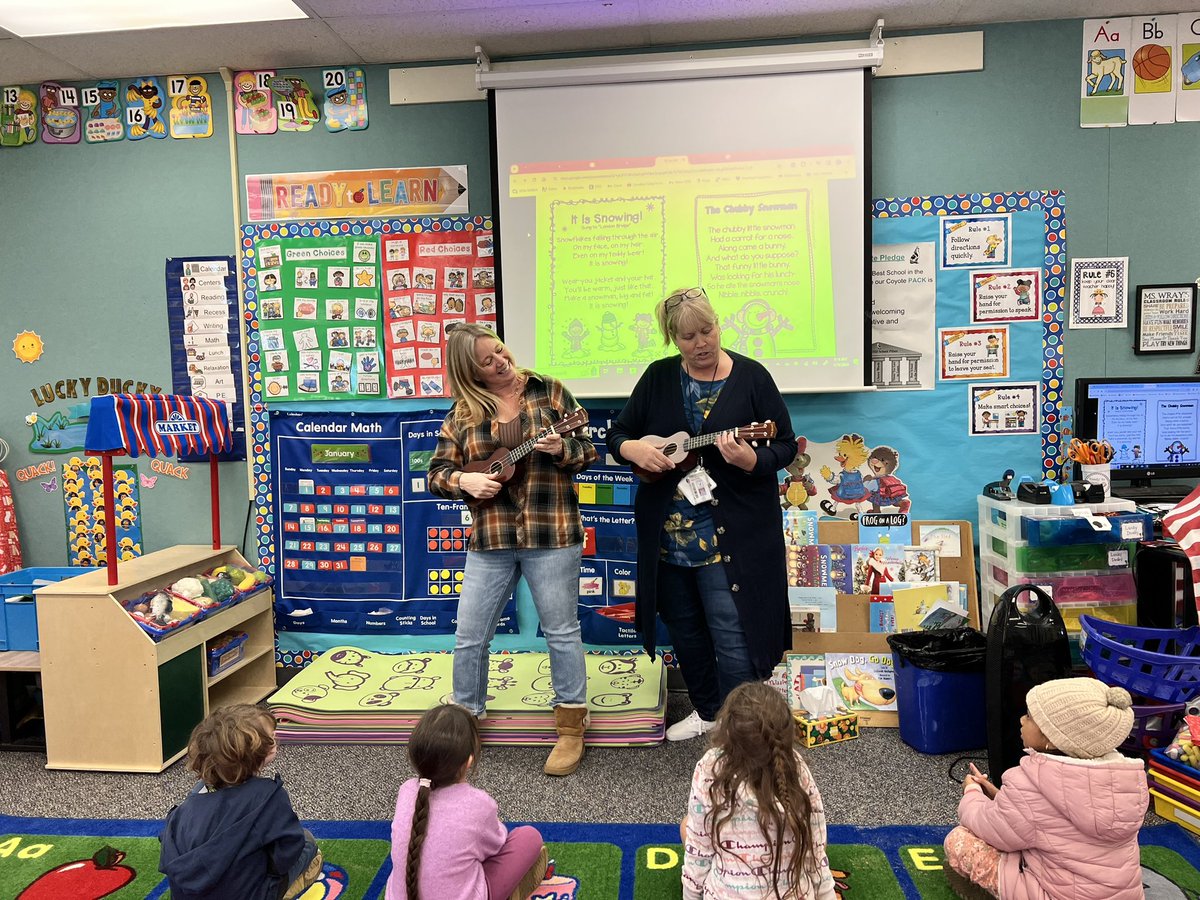 So excited to promote P-3 in <a href="/VistaBlueprint/">Vista Unified</a> with Miss Regan Duncan <a href="/MarylandMakos/">Maryland Elementary</a> #GuitarsInTheClassroom #UkulelesInTheClassroom <a href="/EmpresaKnights/">EmpresaKnights</a> <a href="/BH_Coyotes/">Breeze Hill Coyotes</a> <a href="/MMMustangs/">Mission Meadows</a> <a href="/BobierBroncos/">Bobier Broncos</a> 🎶