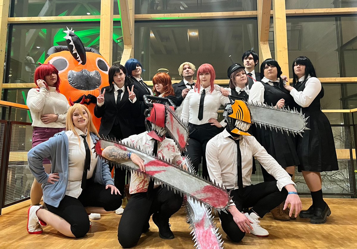 _Miinu's tweet photo. I spent the weekend at #desuconfrostbite and I had the most amazing time! I actually managed to get into costume on all three days. Group cosplays, partying, karaoke, #woltradesucon #woltradedesucon, great shows and amazing people. Thank you so much everyone, this was the best 💜 https://t.co/cOreFXgPrI