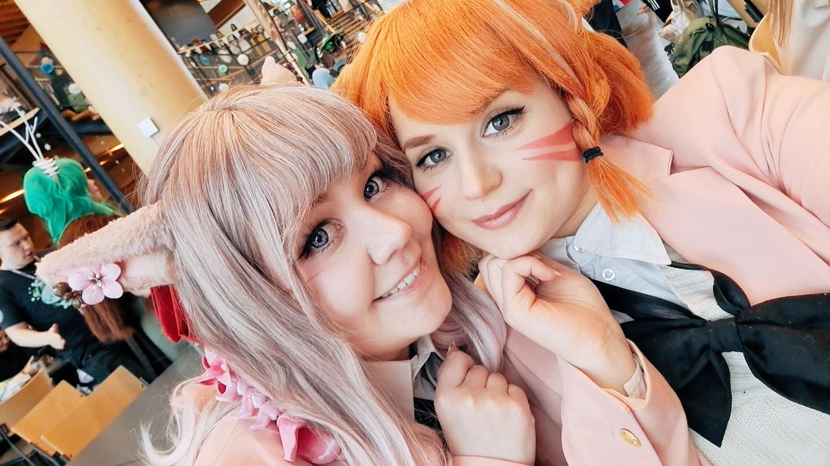 _Miinu's tweet photo. I spent the weekend at #desuconfrostbite and I had the most amazing time! I actually managed to get into costume on all three days. Group cosplays, partying, karaoke, #woltradesucon #woltradedesucon, great shows and amazing people. Thank you so much everyone, this was the best 💜 https://t.co/cOreFXgPrI