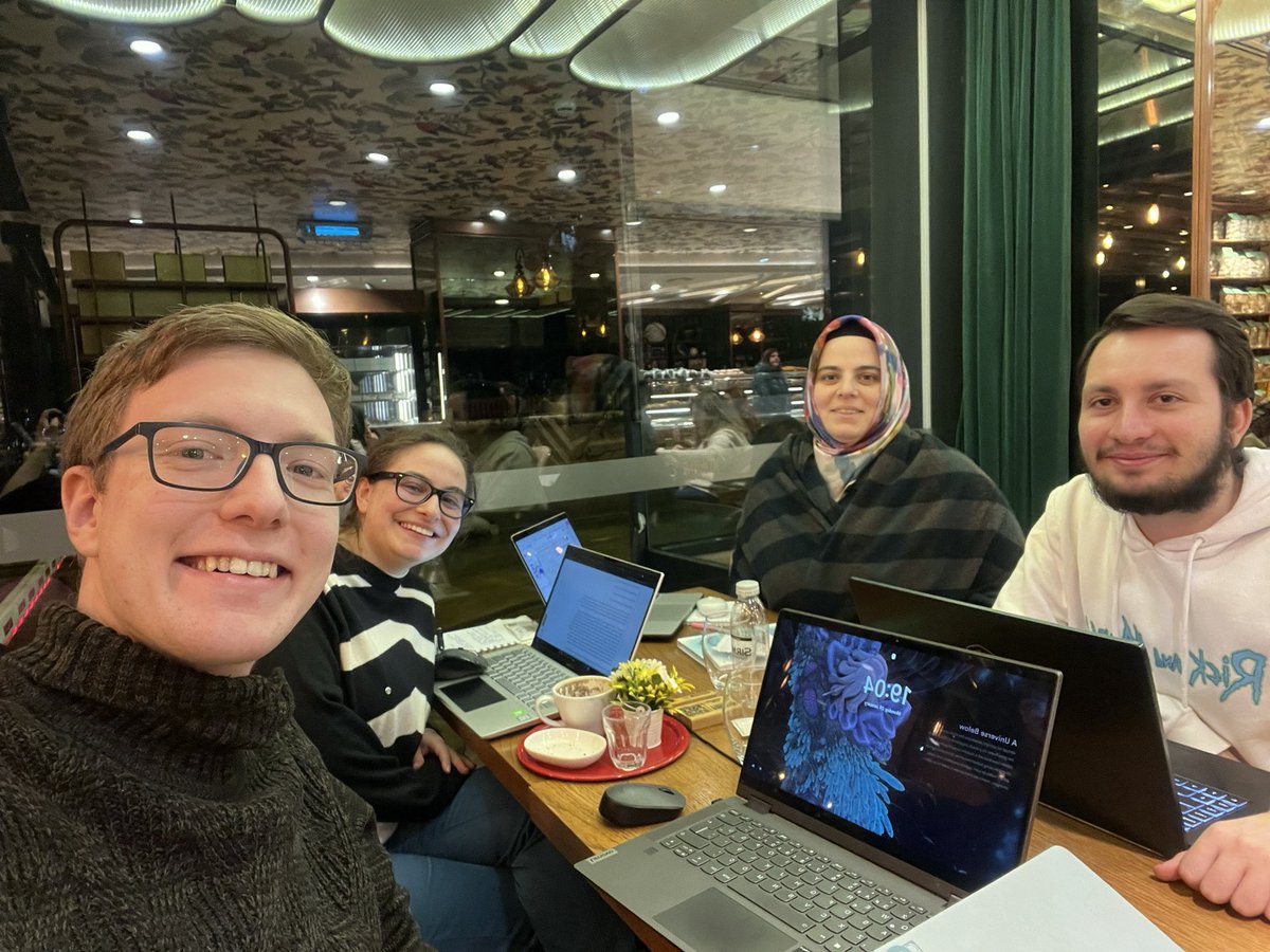 SevdeAltuntas's tweet image. Bir macera başlıyor.. Hadi bakalım gençler rast gelsin…  #yaparsakbizyaparız #AltuntasLab #devam #projects #birtakımönemligörüşmeler