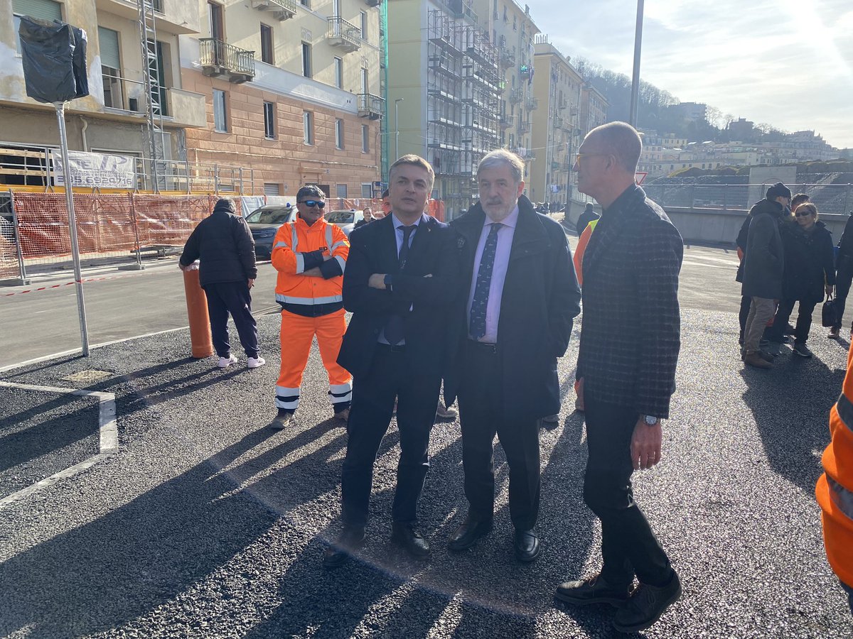 edorixi's tweet photo. La strada #Brin-#Campasso è una bella notizia. Ora serve accelerare su progetto ultimo miglio per una svolta al trasporto ferroviario. Non ci sono alternative al percorso previsto. Ci sono centinaia di milioni di euro per rigenerare le aree interessate: ora bisogna fare le opere. https://t.co/orMIg5H1Mg