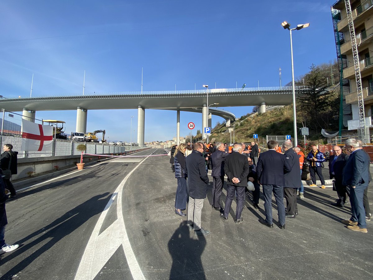 edorixi's tweet photo. La strada #Brin-#Campasso è una bella notizia. Ora serve accelerare su progetto ultimo miglio per una svolta al trasporto ferroviario. Non ci sono alternative al percorso previsto. Ci sono centinaia di milioni di euro per rigenerare le aree interessate: ora bisogna fare le opere. https://t.co/orMIg5H1Mg