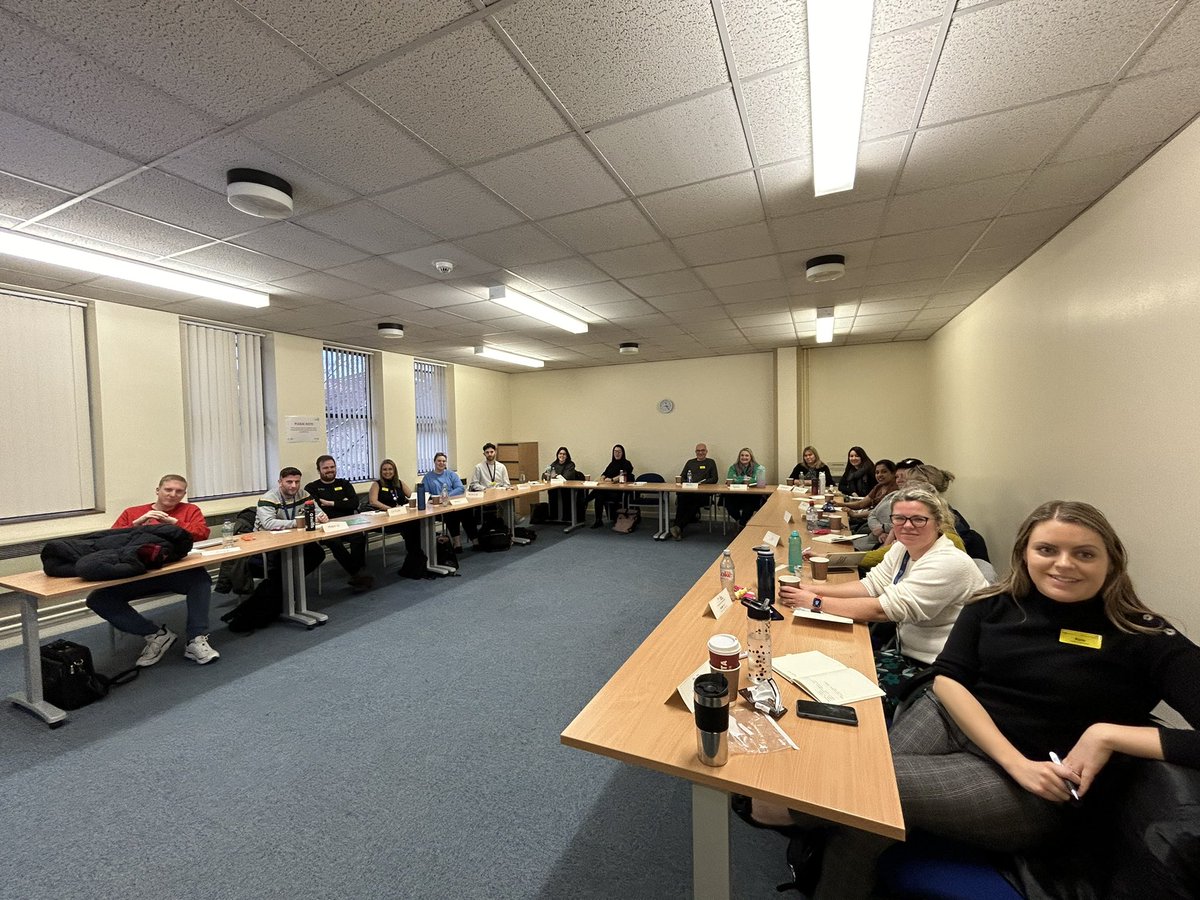 Lovely to speak to our colleagues on the STEP course today. Sharing some key improvement elements to enable them to carry out an improvement project in their area #improvement <a href="/SaTHEducation/">Sath Education</a>