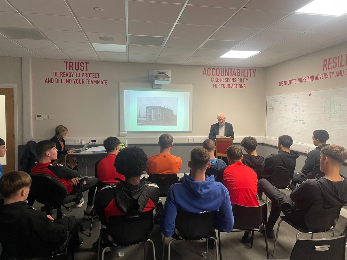 🗣 E,D &amp; I Workshop success 🗣

⏪️ Last week...

▶️Our Under 9's engaged in a Discrimination &amp; Racism workshop...

▶️Whilst our Under 18's were joined by Harry Kesler and his wife Mary from from the Holocaust Education Trust...

#OnwardTogether #Education