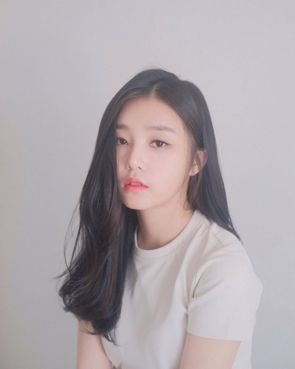 YuJinUpdate's tweet photo. 🚨 It appears that Eyedi has left Bace Camp as her name is no long listed as an artist on the company’s Twitter bio. https://t.co/2UxVKVRo0a