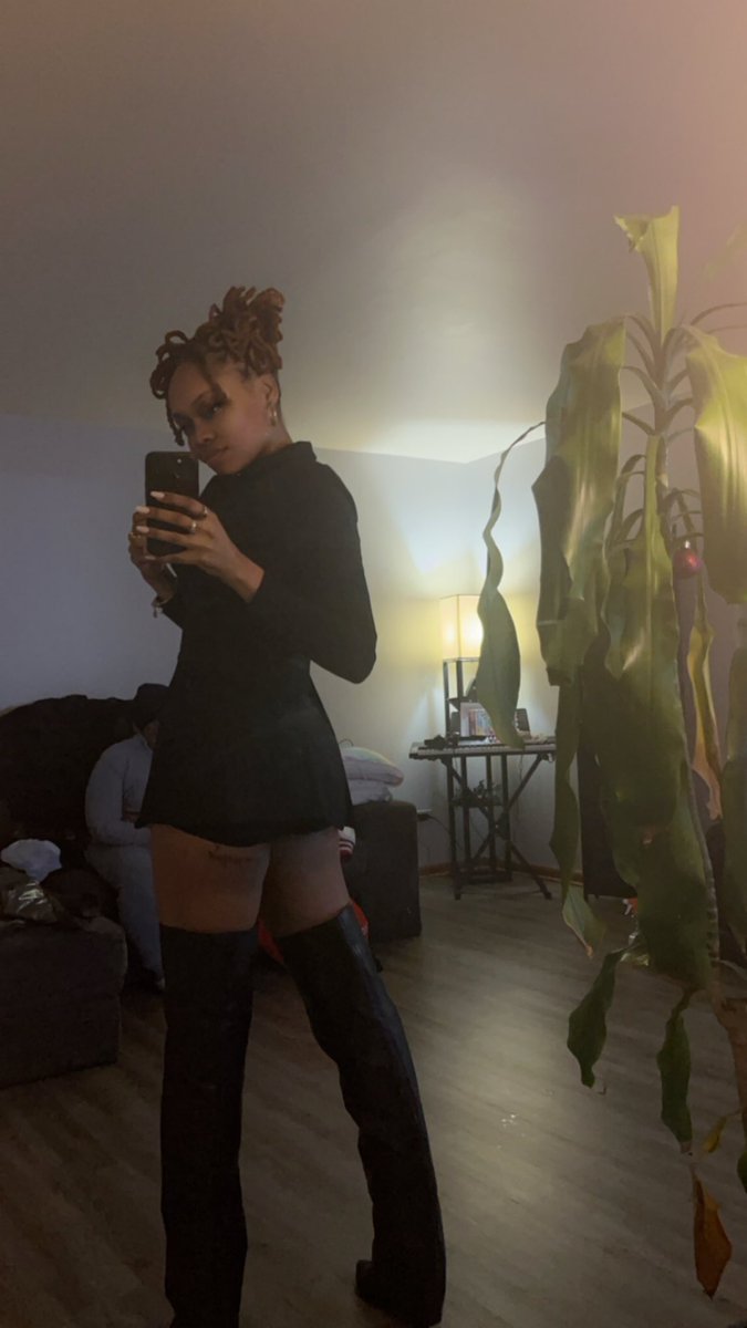 caramel_complex's tweet photo. 01/21 🥳 #Aquarius https://t.co/Ygk6Wx99fm