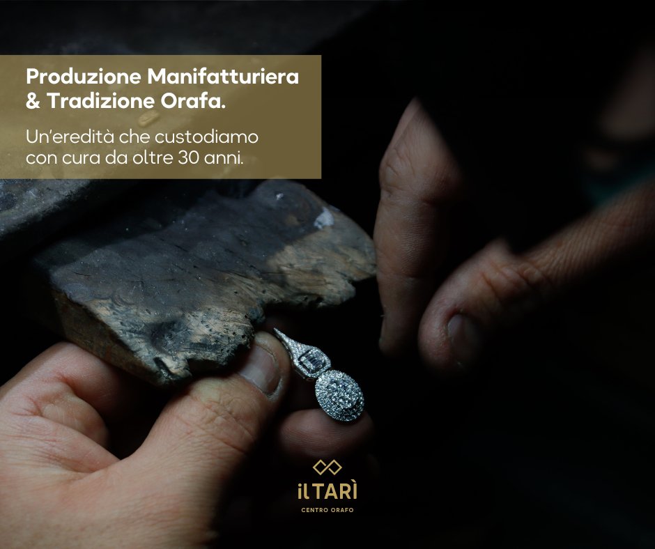 Cura dei dettagli e maestria artigianale, dalla fusione di queste competenze nasce l’antica tradizione dell'arte orafa.

Un patrimonio di creatività e abilità che va oltre il tempo e che ci rende il primo polo produttivo del comparto. Eredità che costudiamo con cura da oltre 30