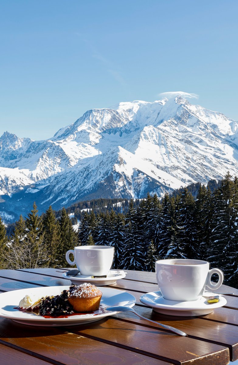 Un p'tit café en terrasse ? 😉 #saintgervais #MontBlanc