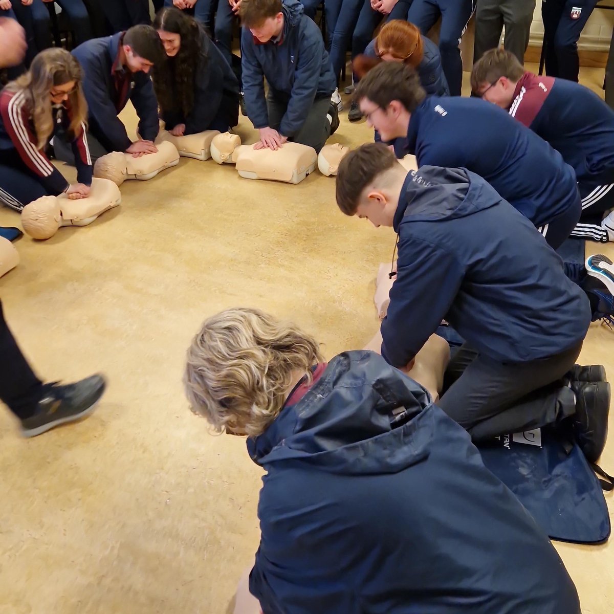 borriscollege's tweet photo. Our Transition Years learned some valuable life skills today. First Aid training provided by Premier First Aid @Premier_1967.
@KCETB_Schools #cmmunity #care https://t.co/klbp1FjLxP