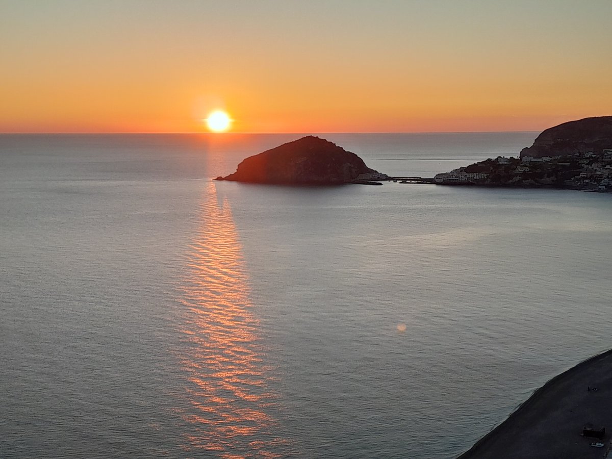 gdiscala's tweet photo. #sunsetphotography #maronti #tramonto https://t.co/K9tOmwrIyb