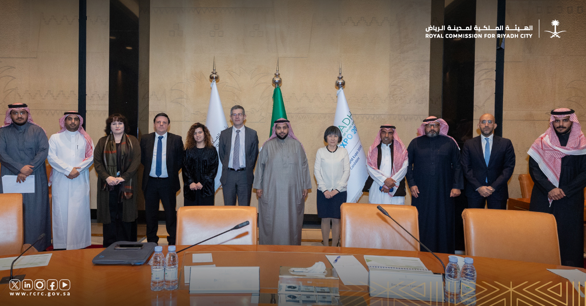 RCRCSA's tweet photo. #RCRCSA welcomed today the #WorldWaterCouncil’s Selection Committee that is evaluating
Saudi Arabia's bid to host the #WorldWaterForum 2027, led by @MEWA_KSA.
The Committee was briefed on Riyadh's key ongoing projects demonstrating the sustainability of the capital’s water sector, as well as on a presentation on the #RiyadhExpo2030.
#WWaterForum