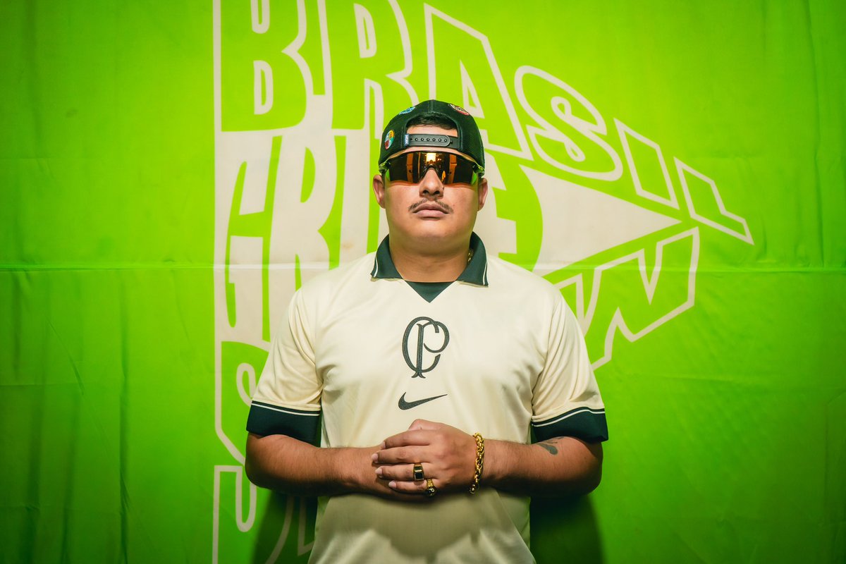 Grill no BGS!!!
Acabou de sair minha participação no <a href="/brasilgrimeshow/">BRASIL GRIME SHOW</a> com minha parceira <a href="/jovem_mk/">UMA RAPPER GÂNGSTER</a> e meu mano <a href="/diniBoy13/">diniBoy</a> 

Assistam muito: youtu.be/9VlMMVOG-Vs?si…

Fotos: <a href="/sarracomrespect/">Louquera</a>