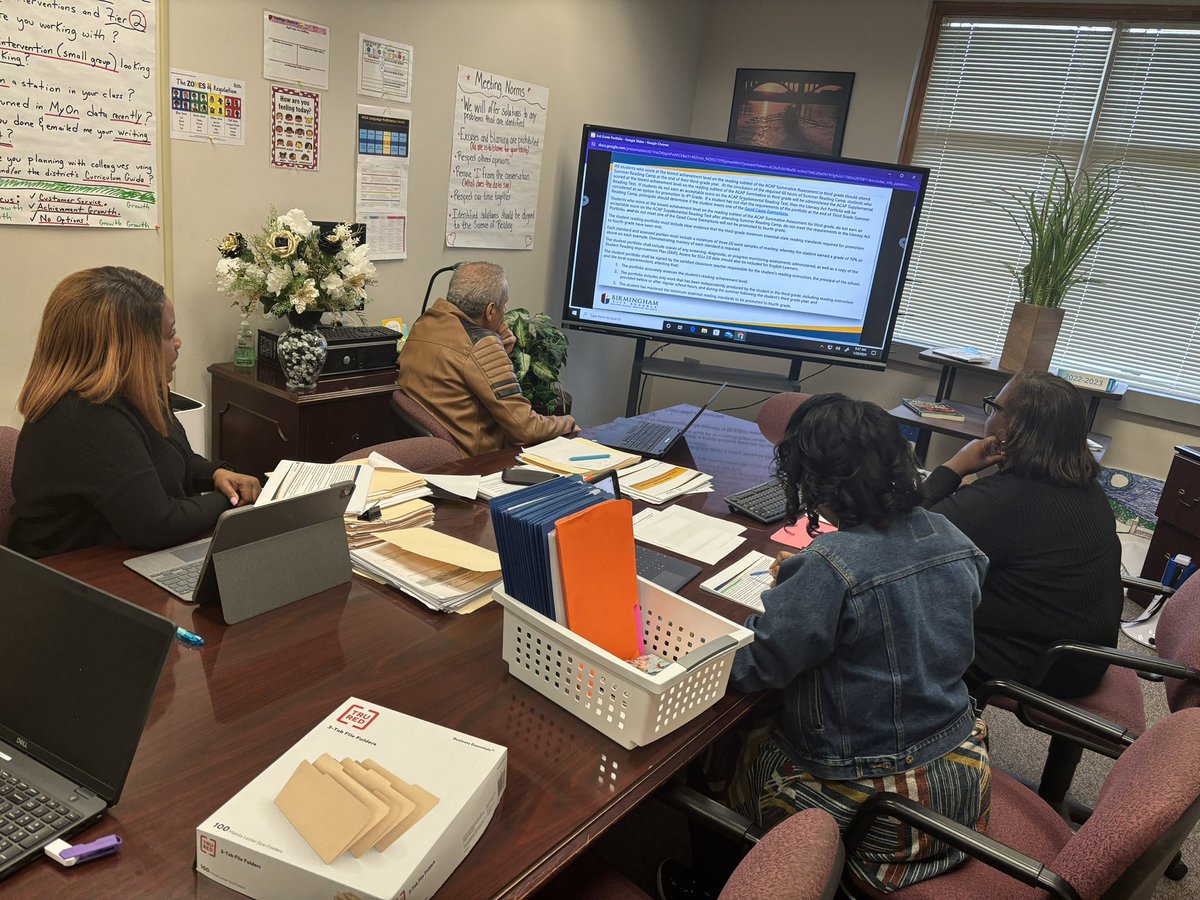 Martha Gaskins third grade teachers and Local ARI teacher Regina Griffin giving a refresher of how our scholars Portfolios should be labeled and organized post our state summative ACAP. <a href="/BhamCitySchools/">Birmingham City Schools🎓</a> <a href="/Gwen4921/">Gwen</a> <a href="/drmysavage/">mysavage</a> <a href="/DrMarkSullivan/">Mark Sullivan, Ed.D</a>