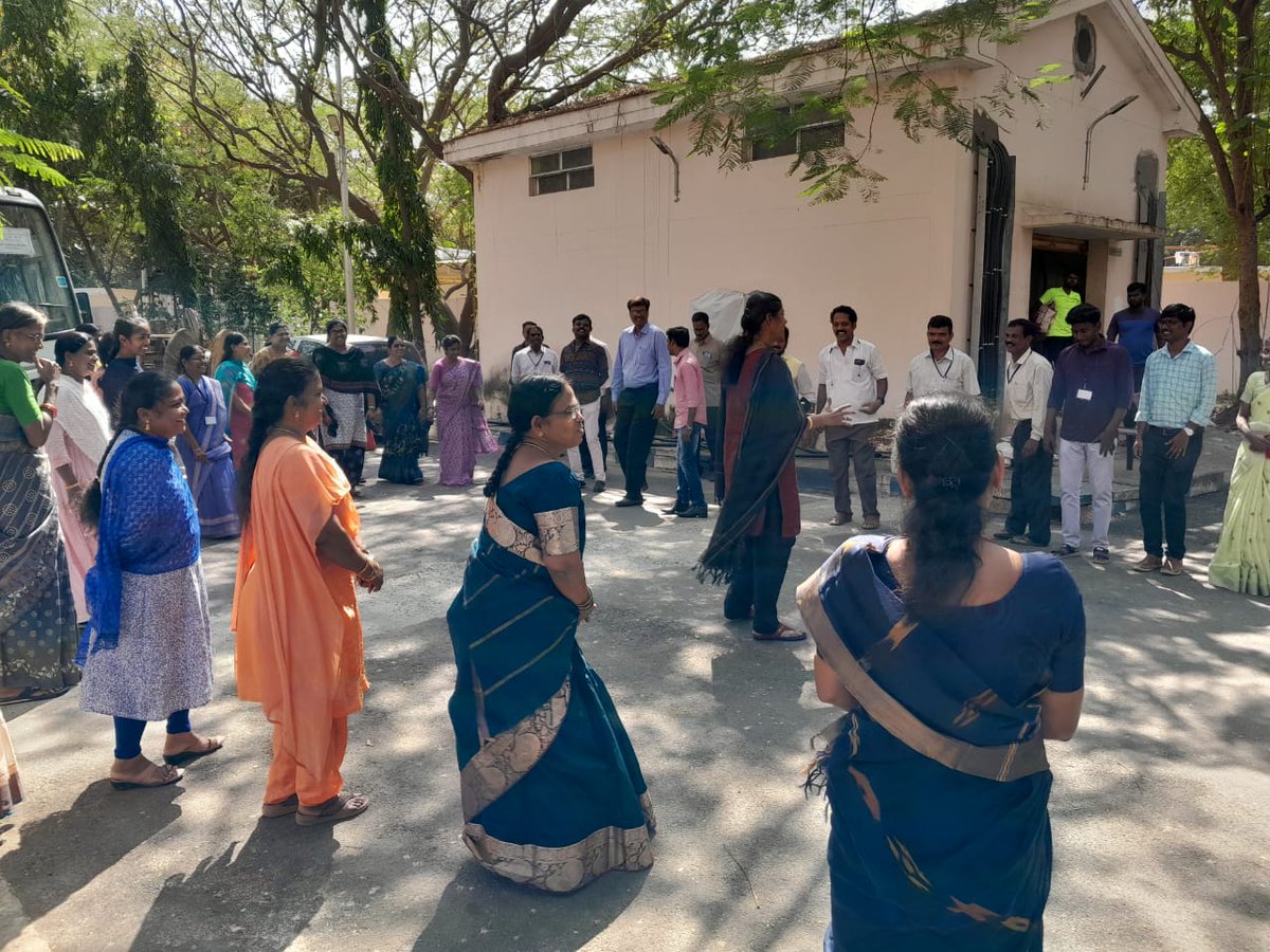 AnnaInstitute's tweet photo. Embarking on our 'Employee Well-Being' 3-day training program with a delightful journey back to childhood memories! πβ¨ #EmployeeWellBeing #TrainingKickoff https://t.co/ub89JXXmd1