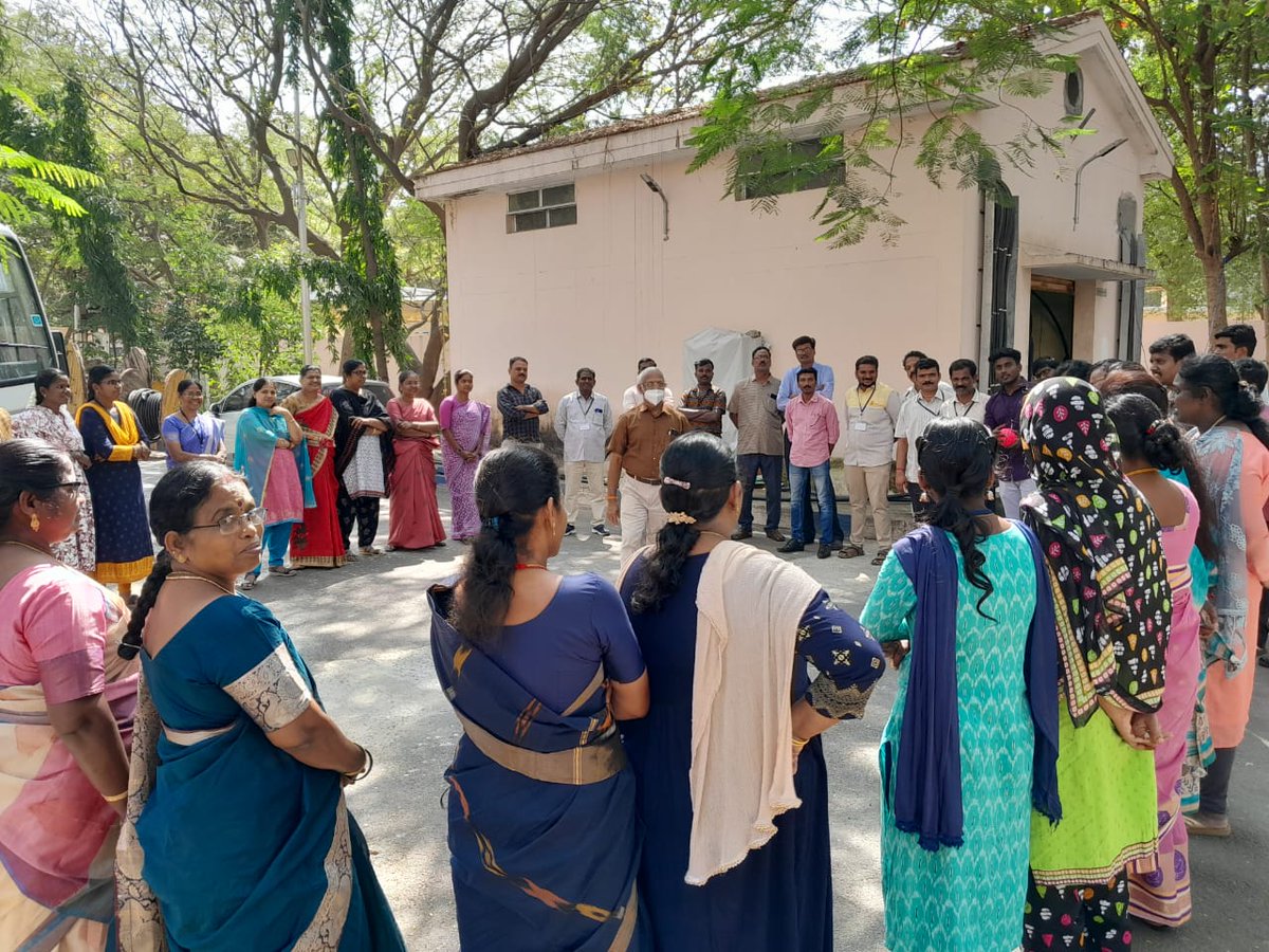 AnnaInstitute's tweet photo. Embarking on our 'Employee Well-Being' 3-day training program with a delightful journey back to childhood memories! πβ¨ #EmployeeWellBeing #TrainingKickoff https://t.co/ub89JXXmd1