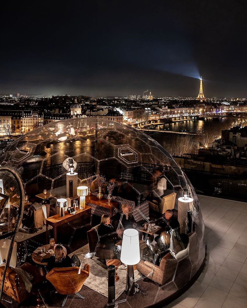 daisukizyy's tweet photo. 📍🇫🇷8 Quai du Louve
Open until March
✨https://t.co/FRkY0oRvHe The incredible rooftop bar Céleste, perched on the 10th floor of the chevalblancparis Offering breathtaking views over Paris✨💫it's the ideal winter rendezvous to enjoy a vintage cocktail with the creations of chef takuparis🍣🍸🍹