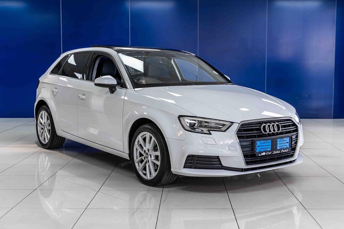 SAutosolutions's tweet photo. Step into the future of driving with the 2020 Audi A3 Sportback 1.0 TFSi Stronic.

Please use link in bio for more details. ☎️

#audia3 #audi #audi30tfsi #audia3sportback #audisport #newcar #cars #carsforsale https://t.co/oLM0pNgoKy