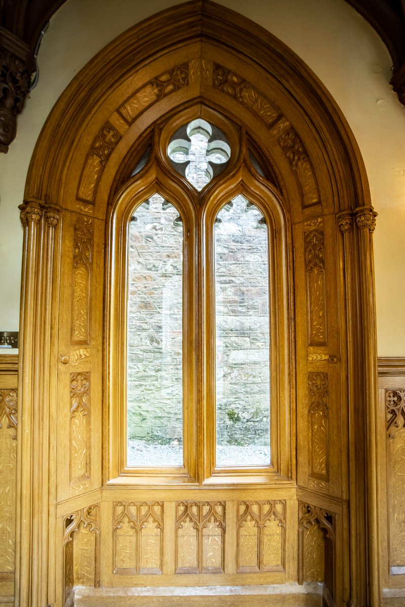 Our team worked with Anú Heritage, MRA Architecture and National Gates & Joinery to restore the intricate works of art that are the @johnstowncastle windows. 

Read more about the project here👉irishheritagetrust.ie/conservation-s…

#heritageconservation #heritageforlife