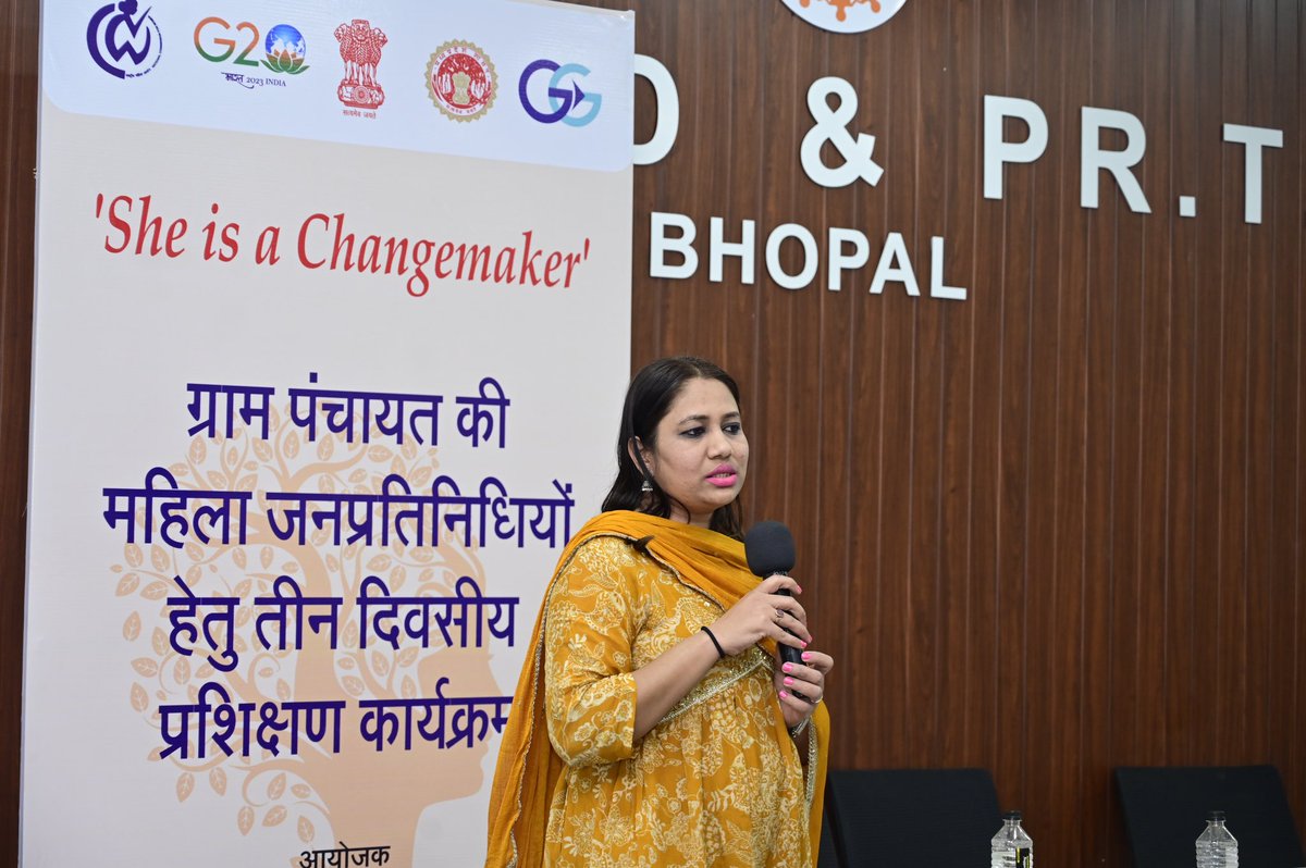 AIGGPA's tweet photo. #SheisaChangemaker
Batch 5 , Day 1, सत्र - स्वास्थ एवं पोषण विषय पर चर्चा -डॉ. सुषमा तायवड़े, राज्य कार्यक्रम अधिकारी, एविडेंस एक्शन
#WomenEmpowerment #mahilasarpanch #PRIs #healthandnutrition https://t.co/KfVmXVdPeF