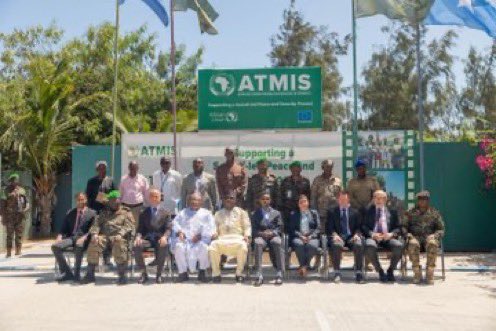 sntvnews1's tweet photo. #ATMIS officially handed over 7 Forward Operating Bases (FOBs) to the Federal Government of #Somalia at a ceremony in #Mogadishu, marking the completion of Phase two of the #ATMISDrawdown as per #UNSC Resolution 2710. https://t.co/QOuJcXFhPF