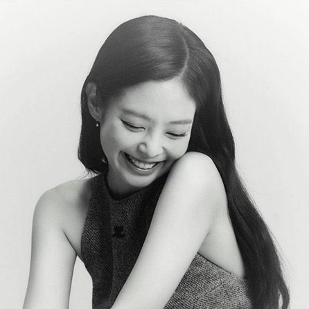 NEWSJENNlE's tweet photo. 📝 240130 #JENNIE becomes the K-POP ACT with the most monthly listeners in Spotify (34.48M). https://t.co/uboeKn5QPu