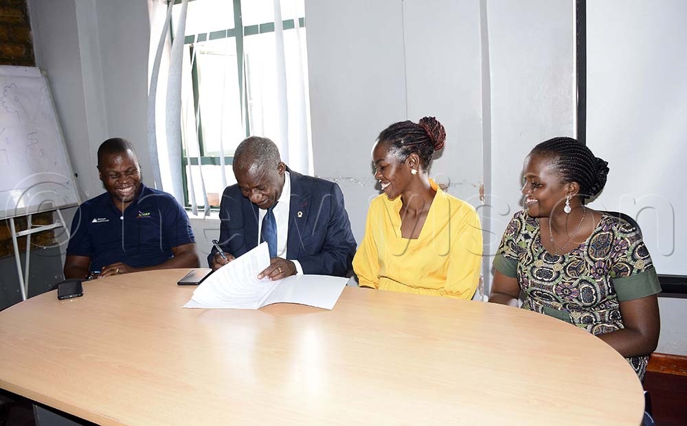 newvisionwire's tweet photo. Vision Group extends ticketing solution to external organisations

@VisionGroup has extended its digital ticketing solution to external organisations seeking to tap into its wide user base, according to Felix Ssembajjwe Bashabe, the manager of technology infrastructure at Vision Group.

DETAILS | #VisionUpdates 👇👇https://t.co/TbucleAfTy