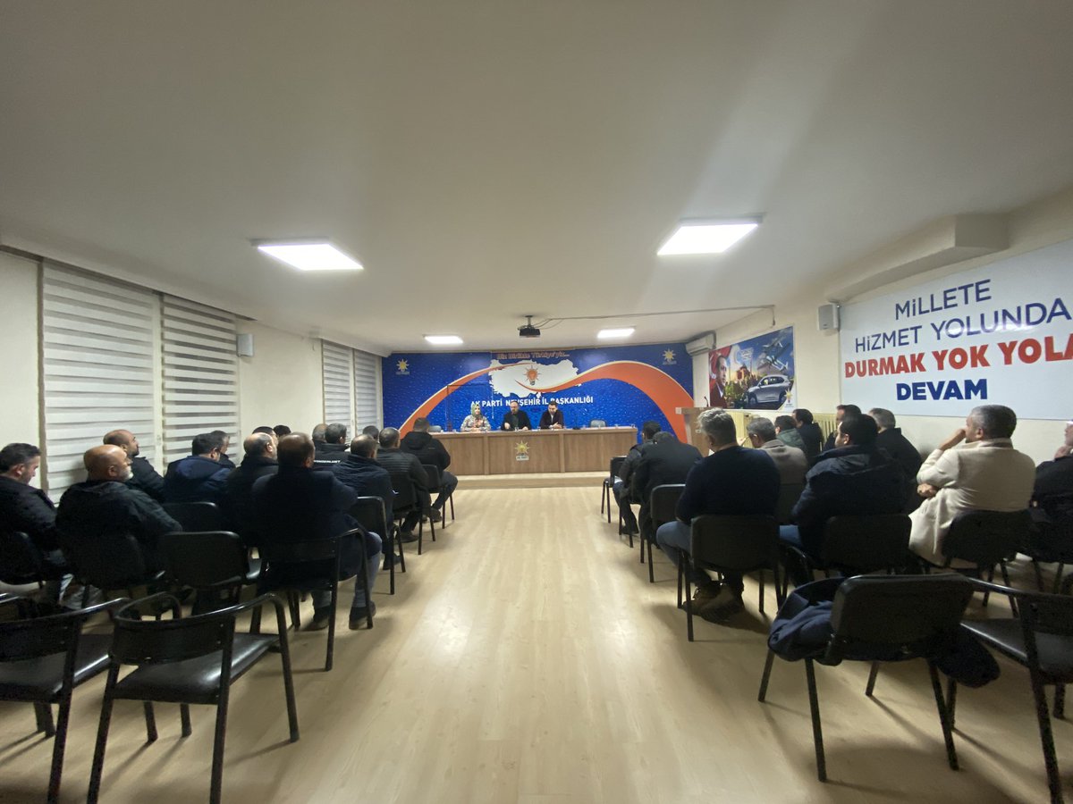 İl başkanımız Ali Kemikkıran Başkanlığında, haftalık olağan İl Yönetim Kurulu toplantımız gerçekleştirildi.

<a href="/kemikkiranali/">Ali Kemikkıran</a> 

<a href="/erkankandemir/">Erkan Kandemir</a>  <a href="/avmustafakose/">Av. Mustafa KÖSE 🇹🇷</a>