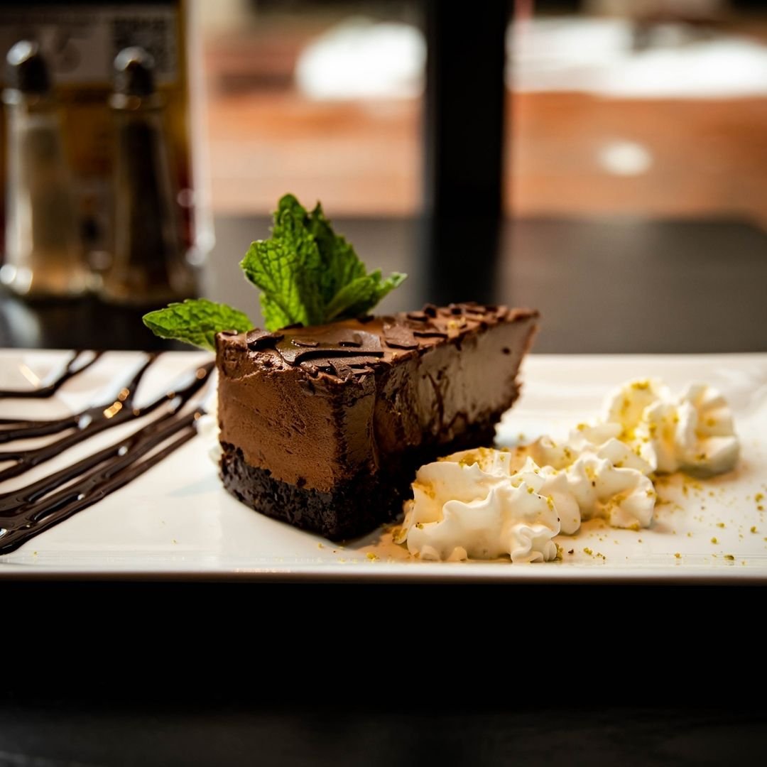 NadimsCom's tweet photo. Who orders this every time they visit? Or is there another dessert that has your heart?

https://t.co/vvlBG5P1o3

#springfieldeats #nadimsgrill #chocolatemousse #springfieldfoodies #springfieldma #eatlocal https://t.co/wNThYoJ1UN