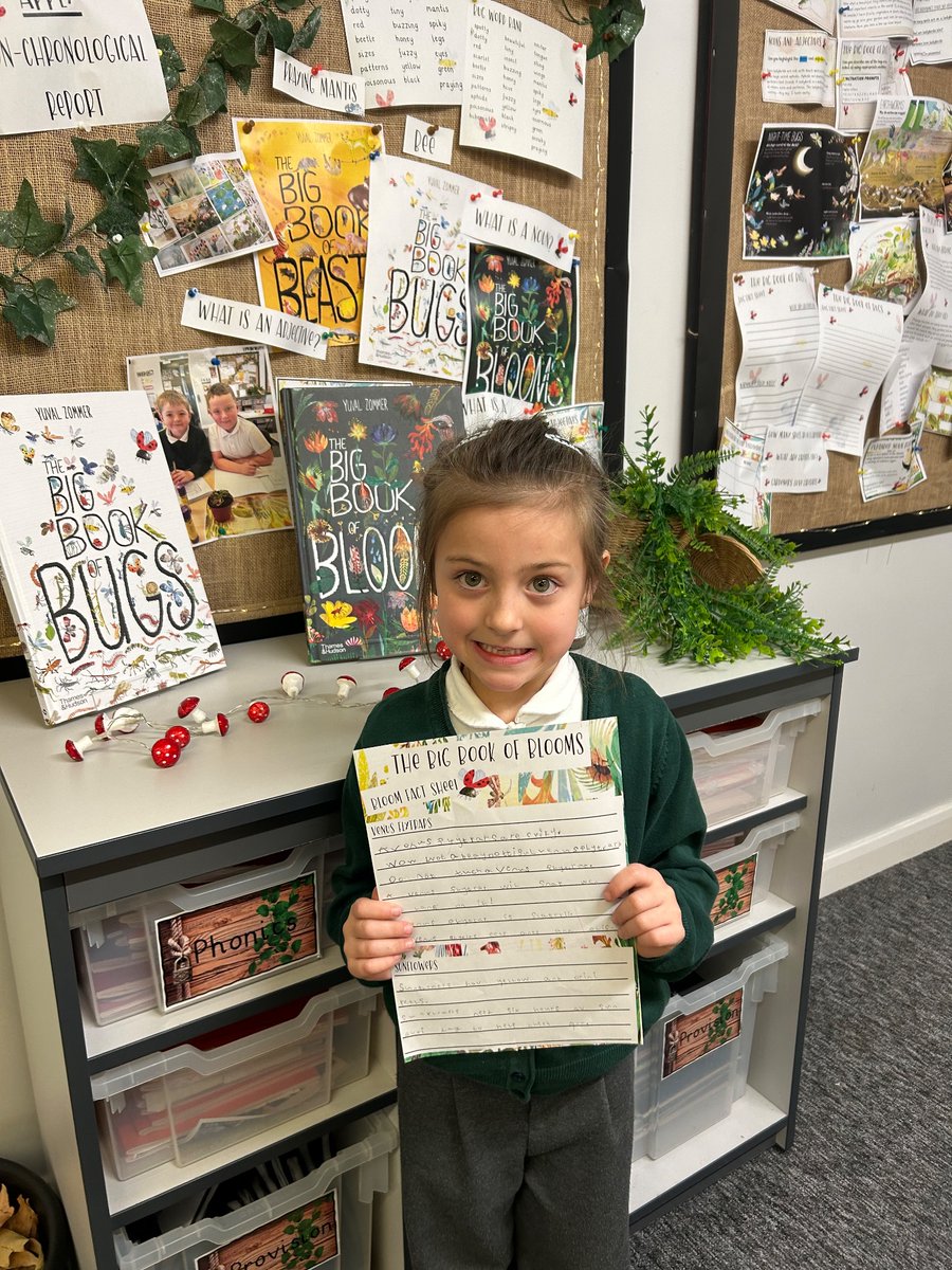 MfpsY2's tweet photo. Well done to these four superstars for their amazing writing 🌟 They tried so hard to improve their content and presentation!
#MFPSLit https://t.co/G6vQsqs8qD