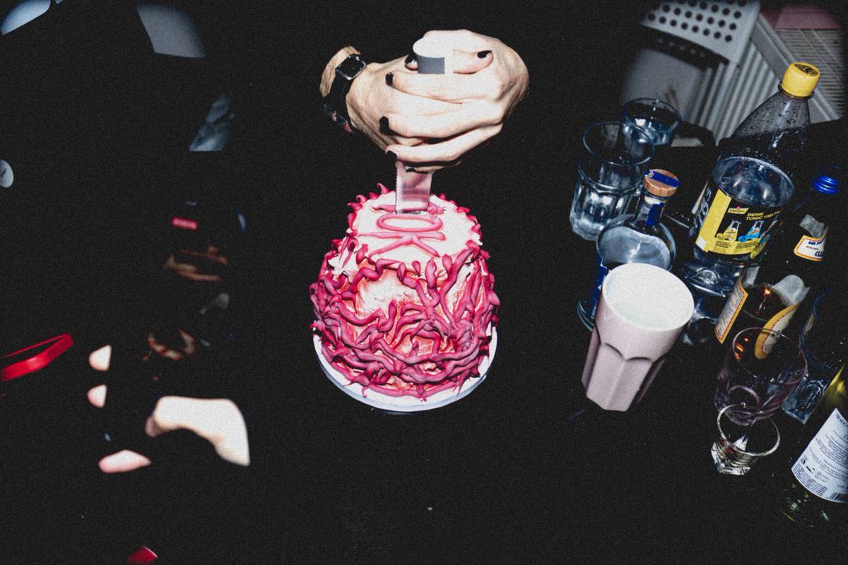 Soundcloud has always played a central part in what Soul Feeder wanted to be and it feels unreal to reach 10k followers on the platform where we started moving our very first baby steps! To celebrate we had little cake party with a cake by our super talented friend rustcake🙏🏻💞