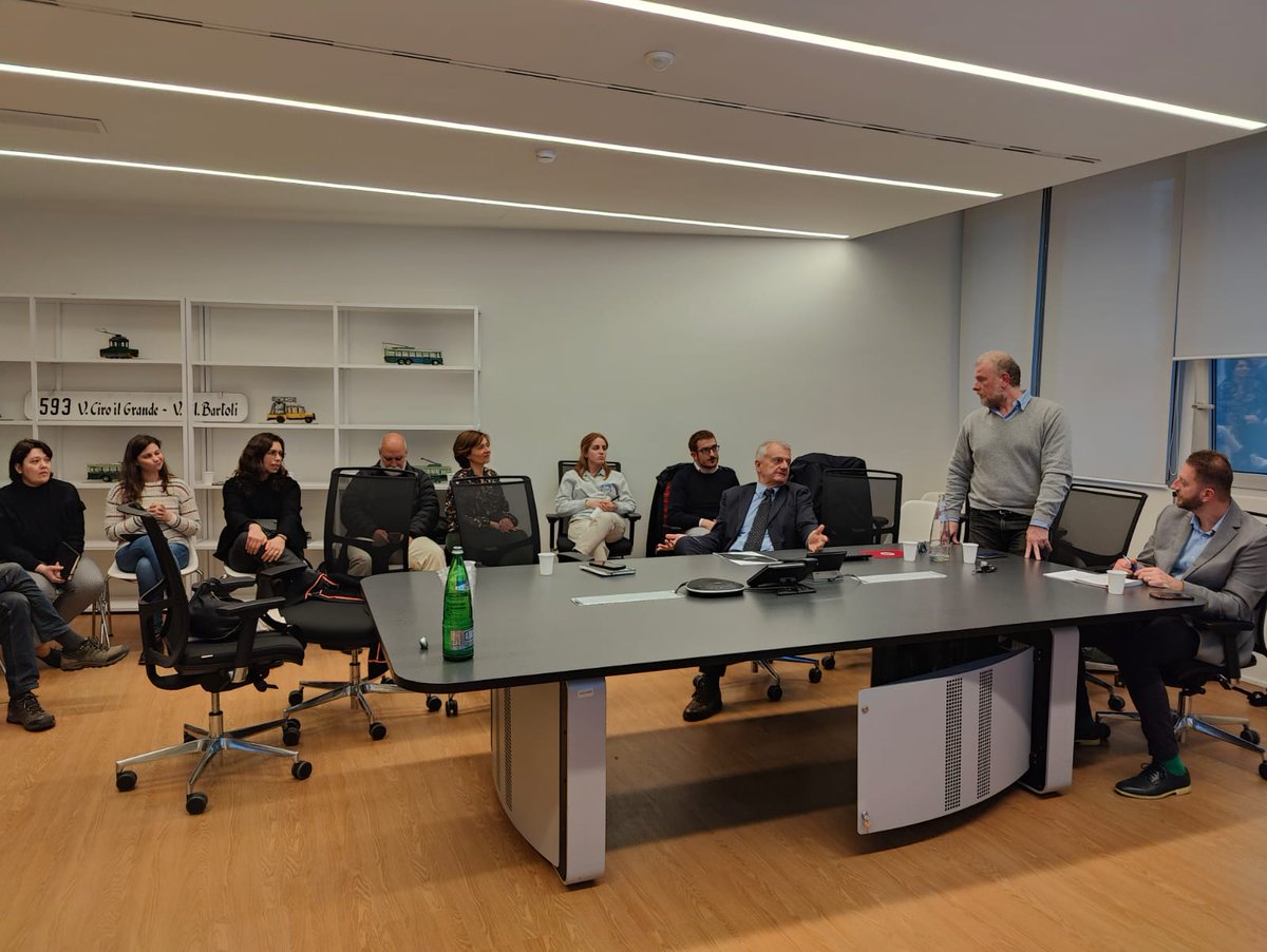 fit_moving_inno's tweet image. 🇮🇹 🇵🇹 FIT and @EUROCITIES introduced the First Rome/Lisbon twinning meeting to promote capacity Building and knowledge Exchange to support the replication and upscaling of @project_upper measures!

Here are some shots to remember the day 📸

#UPPERProjectEU