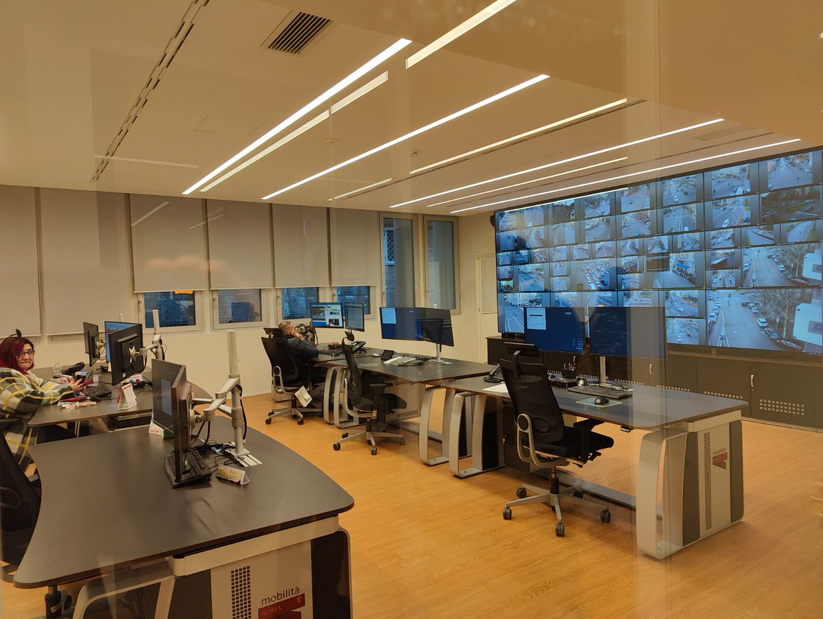 fit_moving_inno's tweet image. 🇮🇹 🇵🇹 FIT and @EUROCITIES introduced the First Rome/Lisbon twinning meeting to promote capacity Building and knowledge Exchange to support the replication and upscaling of @project_upper measures!

Here are some shots to remember the day 📸

#UPPERProjectEU