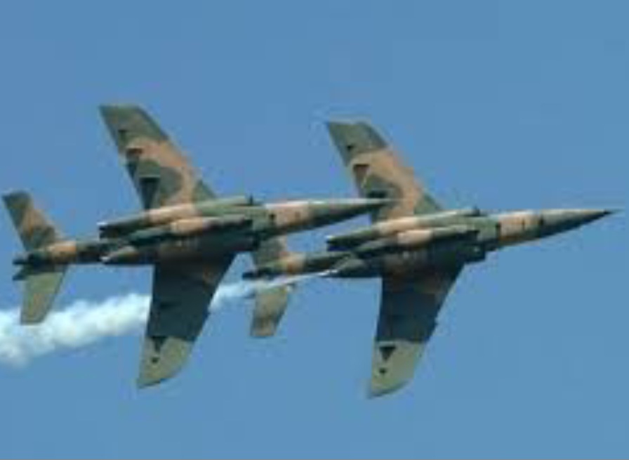 NAF airstrike eliminates over 30 terrorists on 15 motorcycles in Kaduna lindaikejisblog.com/2024/1/naf-air…