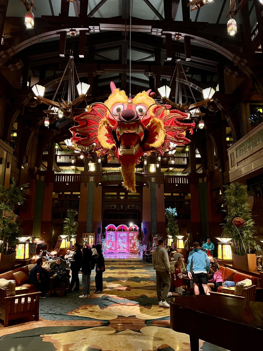 DisneySisters's tweet photo. The dragon in the lobby of Disneys Grand Californian Hotel is SO EPIC! 🐲 Reminds us of #Mushu from #Mulan 🐉 An incredible addition to the @DisneyParks #LunarNewYear Celebration @disneyland that runs until Feb 18. #Disney #DisneyParks #Disneyland  #yearofthedragon https://t.co/fbiunJyUKn
