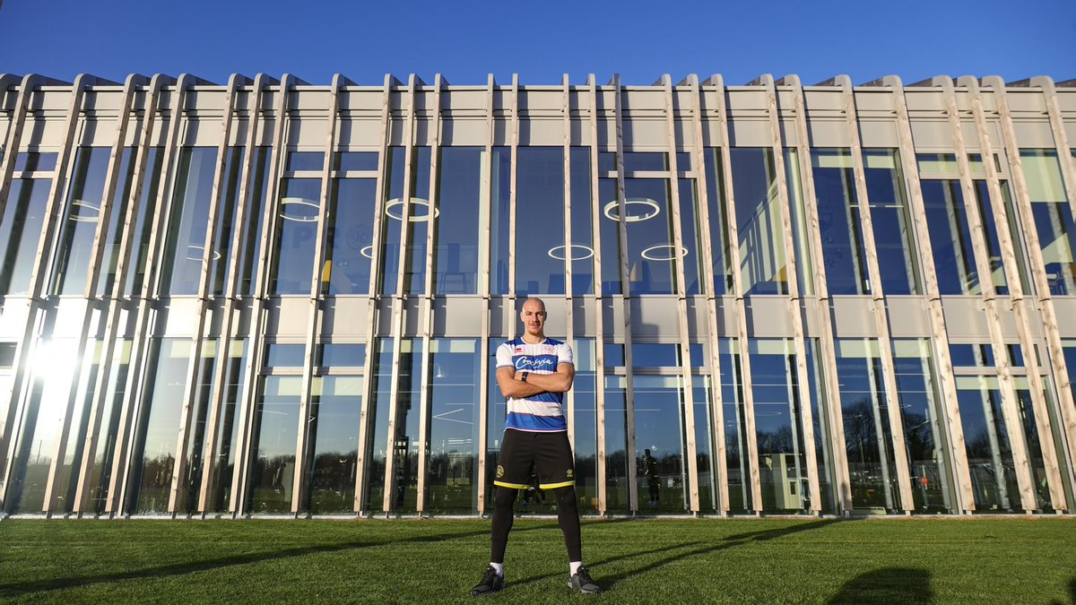 ianrandall71's tweet photo. Was a pleasure last Friday to shoot the signing photoโs for #QPR โs new signingโฆ Welcome Michael Frey
#newsigning #januarytransfer #trainingground #squad #qpr #michaelfrey #heston #newtrainingcomplex #photographylife #footballphotography #football #canon #1dx3 https://t.co/KIBOZjsRFH