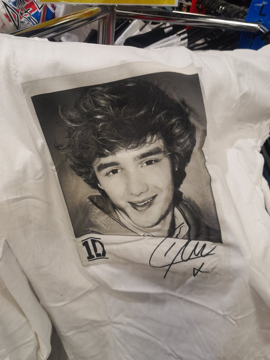 Brand new drop of £3.99 one direction tees in store now!