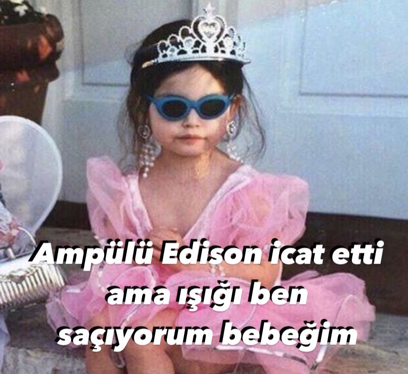 defne (@zatenunuturum) on Twitter photo 