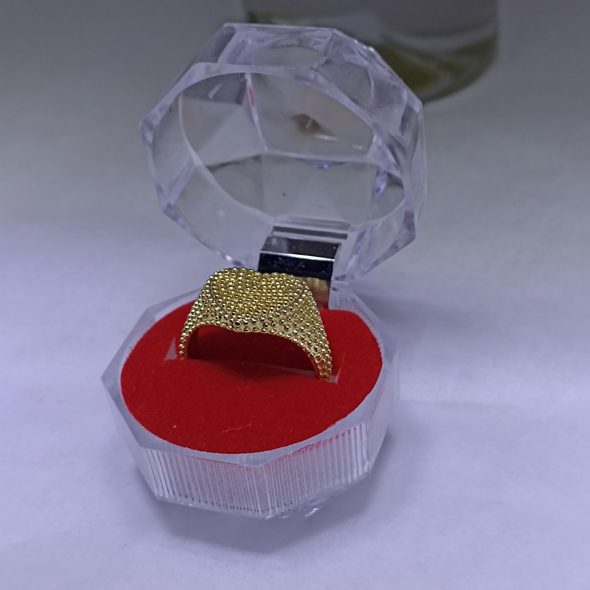 Voguelady_'s tweet photo. Do you have trouble buying rings💍 online because they might not be your size? Don't worry!😃

These stainless steel rings are adjustable and comfortable to wear. 

Price: N4000
Kindly repost if you come across this tweet😊 thanks https://t.co/PsqZPnOG8B