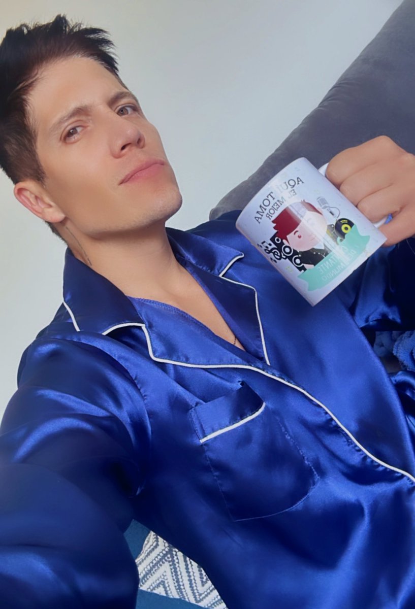SoyFerCorona's tweet photo. Lunes de triunfar ☕️ https://t.co/L7hMNripj2